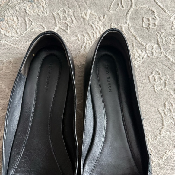 Tory Burch Black Flats with Gold Accent Size 10M - Picture 5 of 11